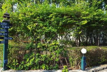 هتل Prachuap Garden View Resort