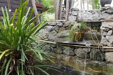 هتل Prachuap Garden View Resort