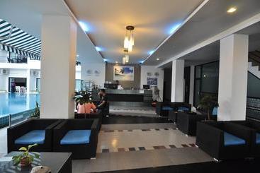 هتل Zen Rooms Jomtien 14