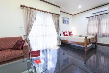هتل Zen Rooms Soi Baan Khun Penn