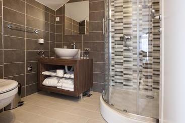 هتل New Belgrade Garni