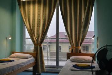هتل Hostel Papa Na Dache