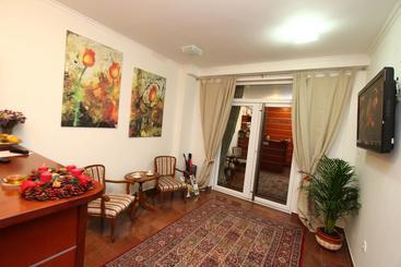 اقامتگاه Guesthouse Villa Inn