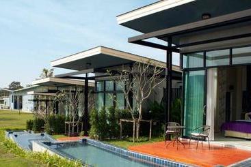 استراحتگاه Sasima Moonlight Villa