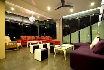 استراحتگاه Sasima Moonlight Villa