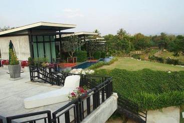 استراحتگاه Sasima Moonlight Villa