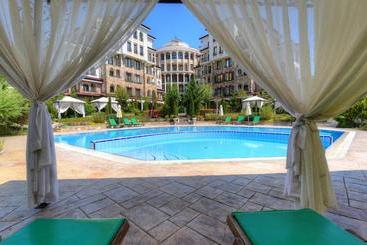 בית מלון כפרי Apartments In Esteban Complex
