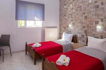 هتل Costas Apartments