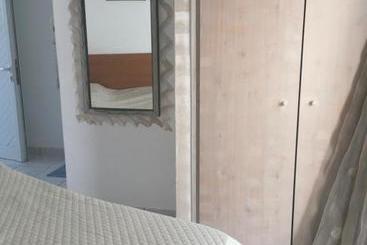Kostas Rooms & Apartments