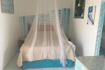 Kostas Rooms & Apartments