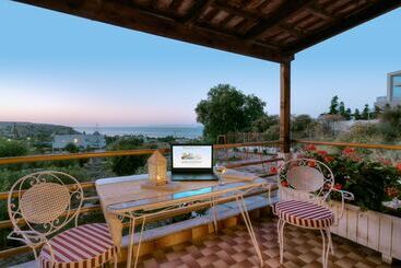 آپارتمانهای توریستها Romanza Villas