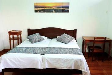 هتل Hostal Maravilla Amazonica