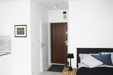 Elektoralna Warsaw Apartment
