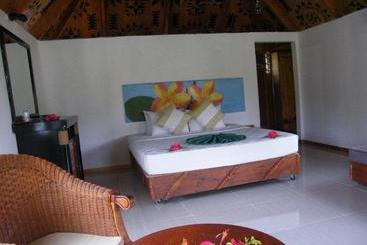 هتل Botaira Beach Resort