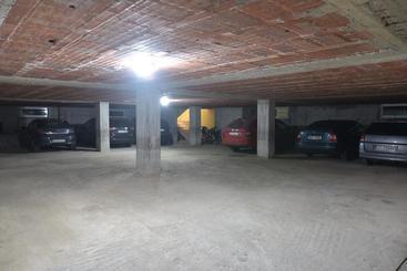 Airen Hotel Velipoje