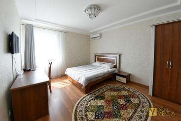 هتل Dostyk Luxe