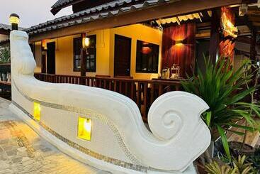 ณาคูรีสอร์ท Nakoo Resort Ngao