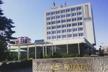 هتل Rozafa