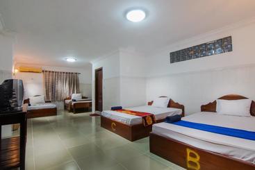هتل Lodestar Hostel Siem Reap