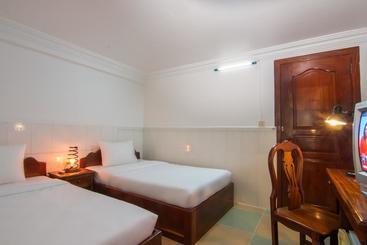 هتل Lodestar Hostel Siem Reap