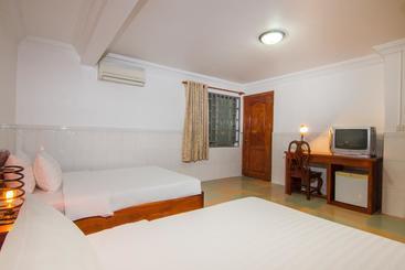 هتل Lodestar Hostel Siem Reap