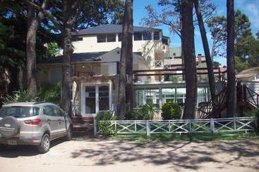هتل Hosteria & Spa Las Glicinas