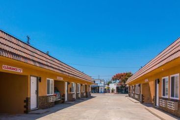 هتل El Dorado Inn