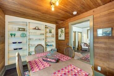 بيت ريفى Charming La Conner Vacation Home W/ Fireplace!