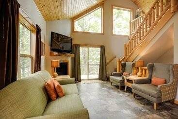 コテージ Lakefront Wisconsin Cabin: Dock, Walk To Beach!