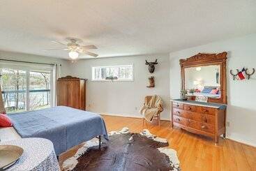 별장 Spacious Greers Ferry Lake House W/ Grilling Deck!