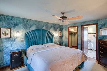 بيت ريفى Retro Style Home In Ruston: Walkable Location!