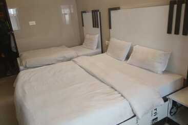 호텔 Goroomgo Shiva Palace Haridwar