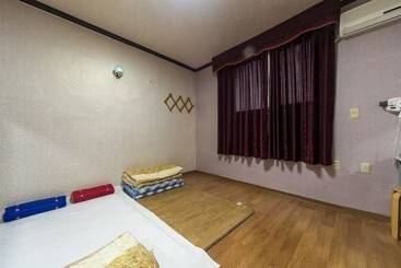 מוטל Gurye Dream Palace