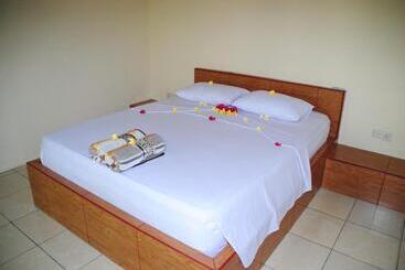 تختخواب و صبحانه Kubu Sari Guest House