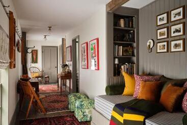 بنسيون The Ell, A Historic, Luxurious 2 Bed, 2 Bath Private Suite In Lovell