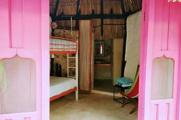 فندق Y Museo Aldea Maya Toktli Orígenes   Casa Maya Melipona   Alberca, Wifi Starlink, Tour Museo