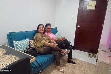 בית מלון כפרי Condo Banilad Deca Homes