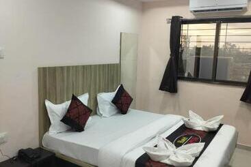 Отель O Tripthi Lodging & Boarding