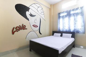 בית מלון כפרי Spot On Om Guest House