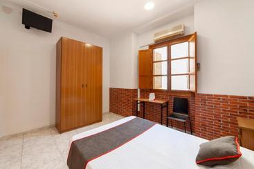 هتل Hostal El Rincón