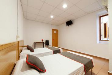 هتل Hostal El Rincón