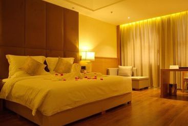 هتل Tulip Inn Homy