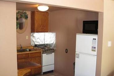 Oregon Motel 8 And Rv Park