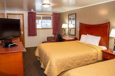 Oregon Motel 8 And Rv Park