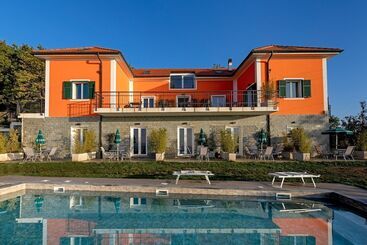 پانسیون Agriturismo Cascina Trevo