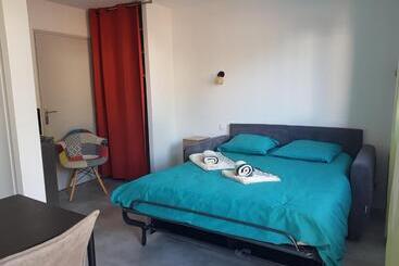 مبيت وإفطار La Chambre Du Chemin