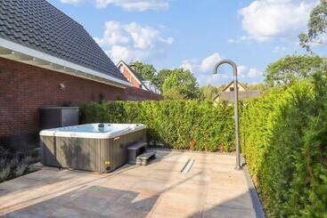 پانسیون Huisje Wenum   Apeldoorn Met Jacuzzi