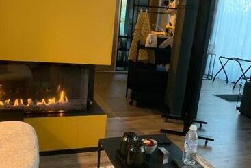 민박 Guestsuite The Nest