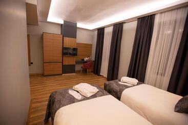 هتل Divares Luxury