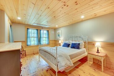 بيت ريفى Lakefront Lovell Home W/ Dock: Walk To Town Beach!